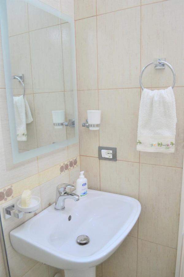 בראט Aria Apartment מראה חיצוני תמונה
