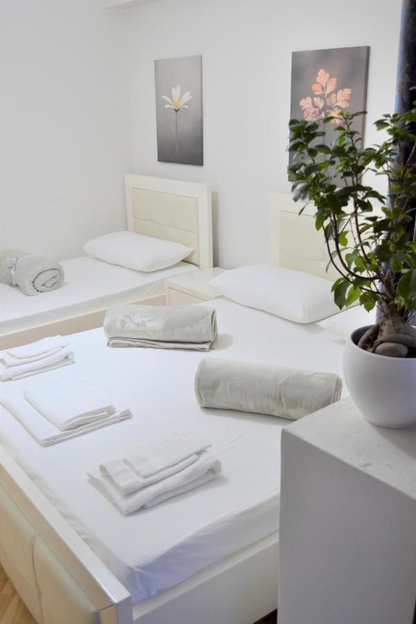 בראט Aria Apartment מראה חיצוני תמונה